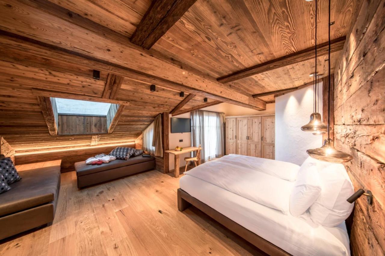ホテル Rifugio Salei カナツェーイ エクステリア 写真