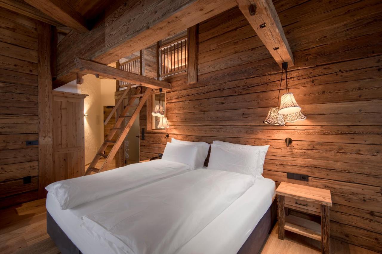 ホテル Rifugio Salei カナツェーイ エクステリア 写真